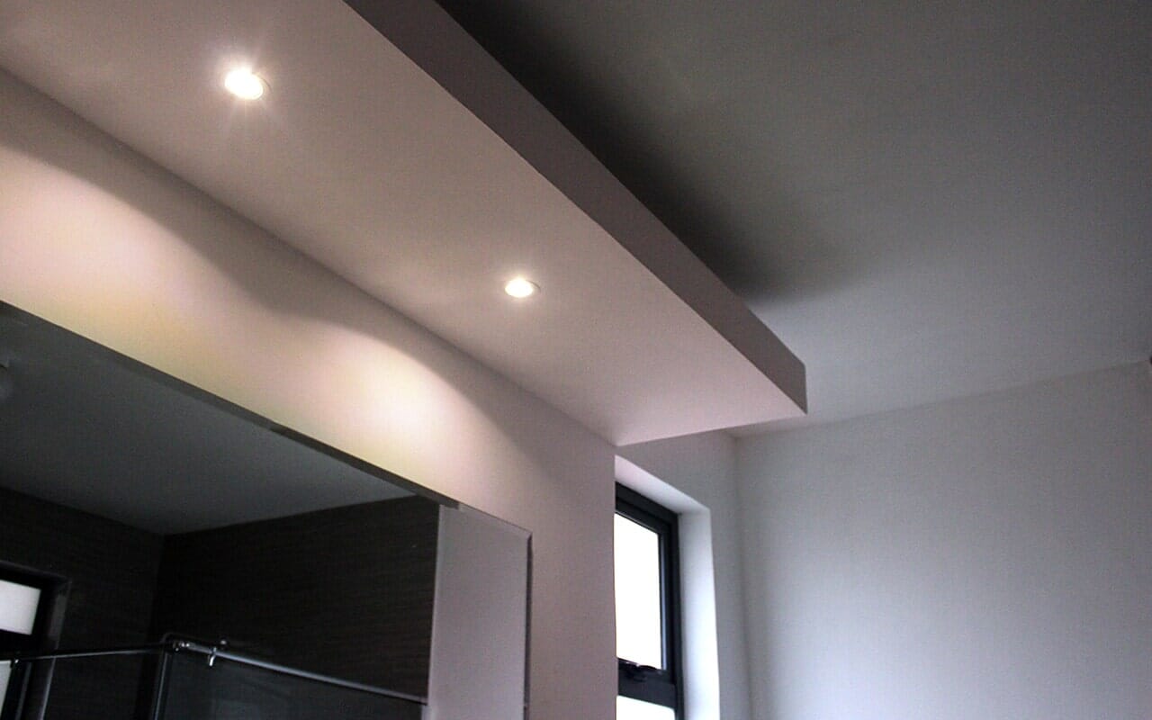 Ceiling spotlights
